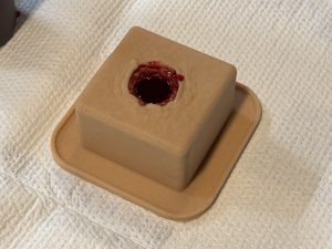 Gunshot wound packing trainer with fake blood